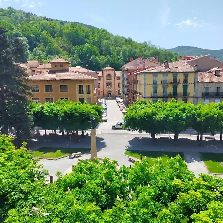 Casa Maria, Atico Con Vistas Y Parking Apartment Sant Joan de les Abadesses Exterior photo